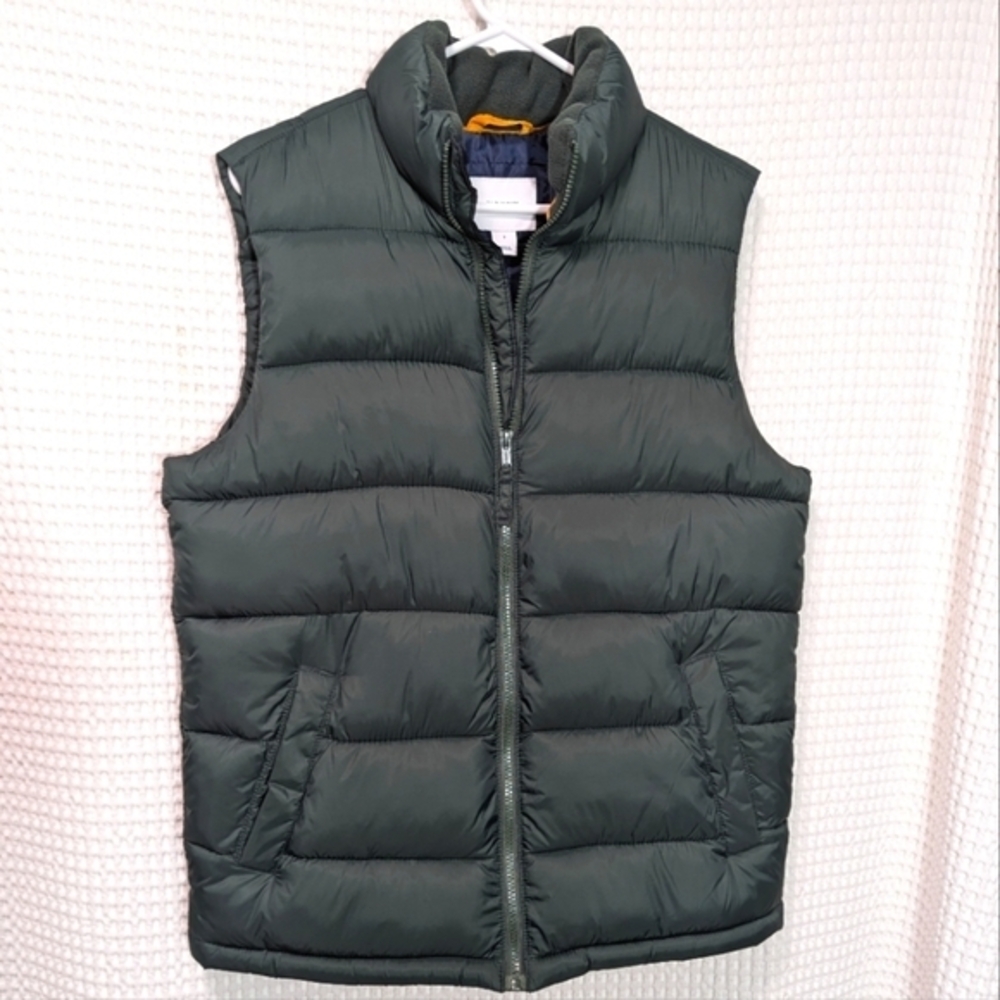 Old Navy Puffer Vest Size Small Frost Free Hunter Dark Green‎ Botany
